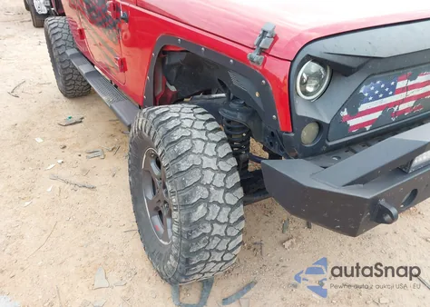 2013 Jeep Wrangler Unlimited Sport z USA, uszkodzony, nr VIN 1C4BJWDG8DL701535